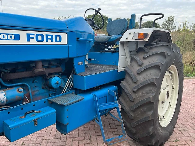 1976 ford 8700 oldtimer tractor - afbeelding 16 van  33
