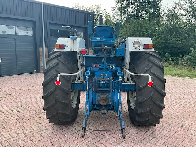 1976 ford 8700 oldtimer tractor - afbeelding 7 van  33