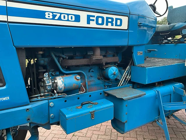 1976 ford 8700 oldtimer tractor - afbeelding 4 van  33