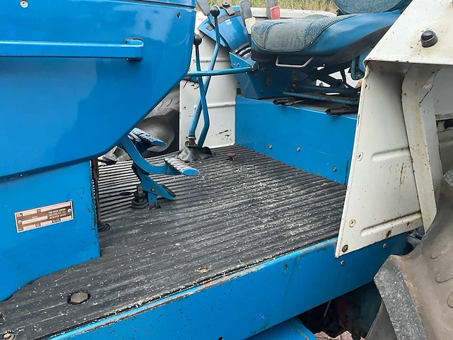 1976 ford 8700 oldtimer tractor - afbeelding 16 van  33