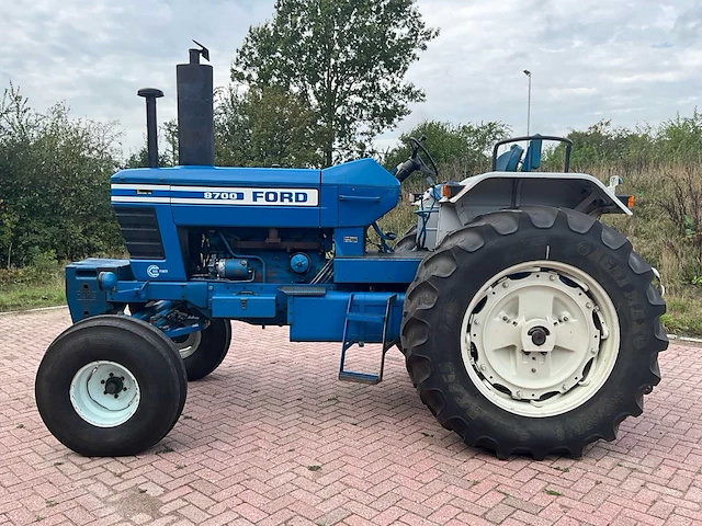 1976 ford 8700 oldtimer tractor - afbeelding 33 van  33