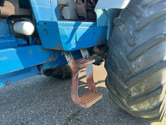 1976 ford 9600 oldtimer tractor - afbeelding 25 van  39