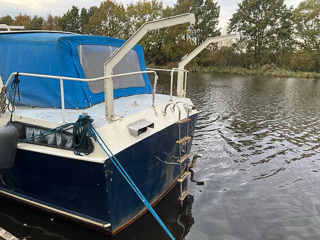 1976 hoogveld ak kruiser motorboot - afbeelding 21 van  25