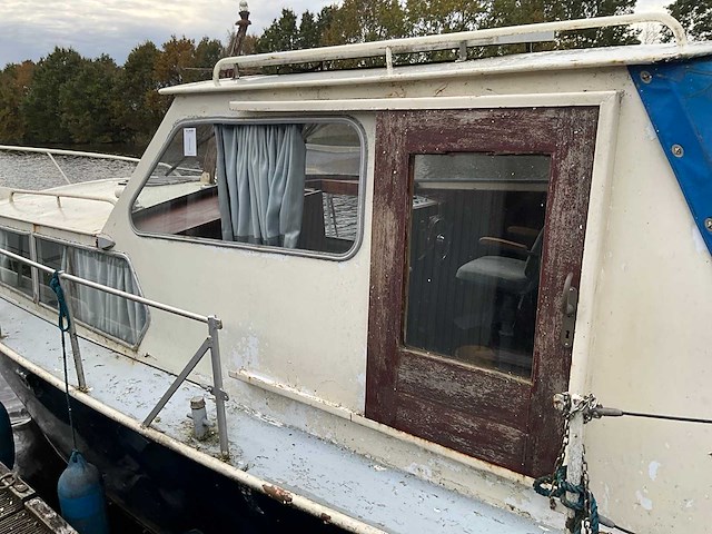 1976 hoogveld ak kruiser motorboot - afbeelding 22 van  25