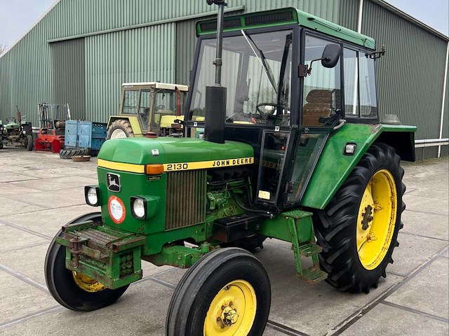 1976 john deere 2130 tweewielaangedreven landbouwtractor - afbeelding 1 van  22