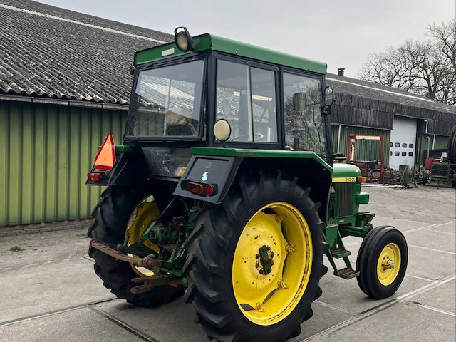 1976 john deere 2130 tweewielaangedreven landbouwtractor - afbeelding 17 van  22
