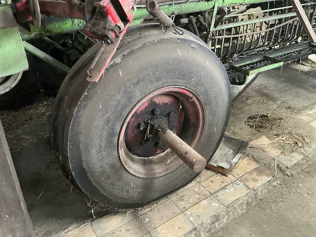 1976 stoll v50 bietenvolrooier – bladopvang – weeginstallatie - afbeelding 11 van  22