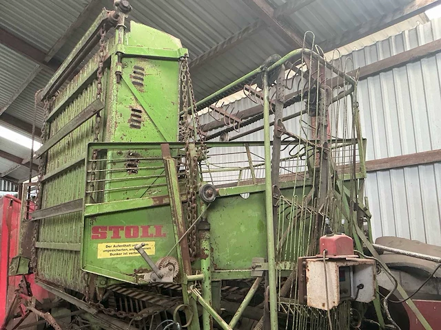 1976 stoll v50 bietenvolrooier – bladopvang – weeginstallatie - afbeelding 16 van  22