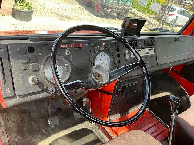 1976 unimog 425.141 u1500 vierwielaangedreven landbouwtractor - afbeelding 39 van  53