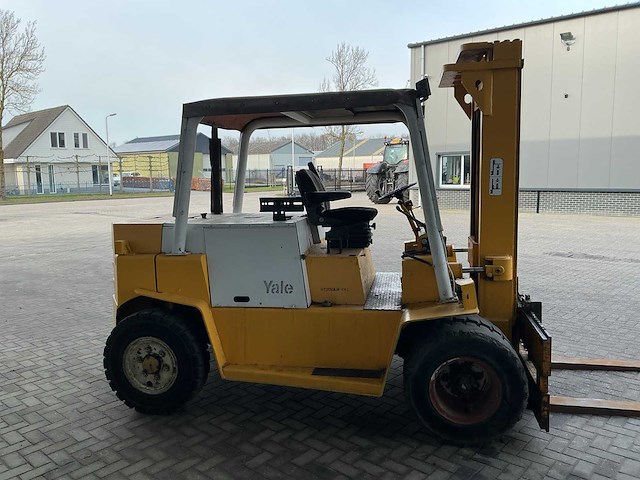 1976 yale gdp-140epbs vorkheftruck - afbeelding 8 van  13