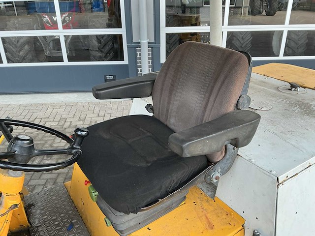 1976 yale gdp-140epbs vorkheftruck - afbeelding 11 van  13