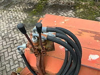 1976 zetor 5711 oldtimer tractor - afbeelding 20 van  24