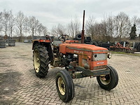 1976 zetor 5711 oldtimer tractor - afbeelding 4 van  24