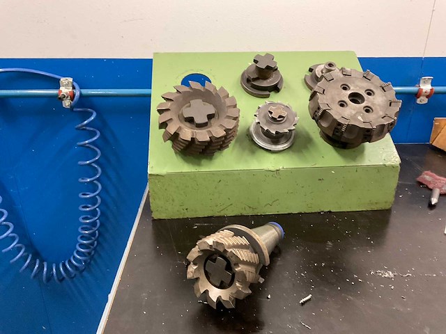 1976 zts gorki 6r81 universele freesmachine - afbeelding 4 van  14