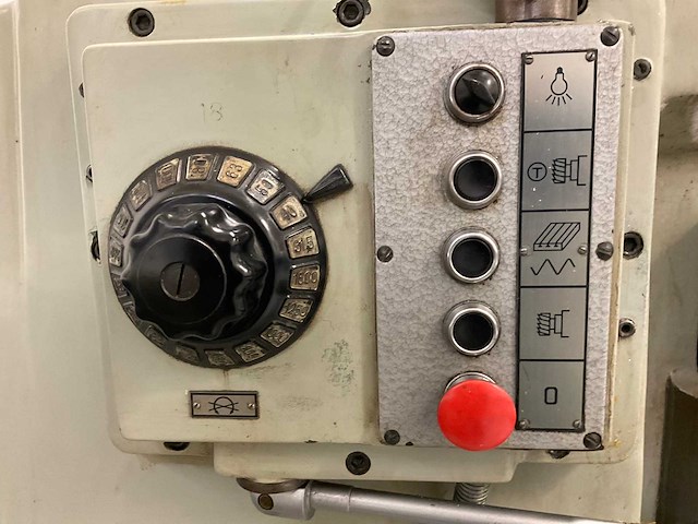 1976 zts gorki 6r81 universele freesmachine - afbeelding 11 van  14