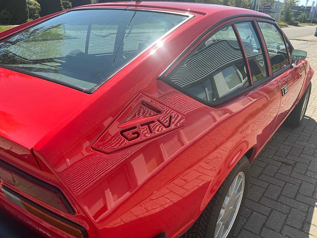 1977 alfa romeo alfetta 2000 gtv 2.0 berlina personenauto - afbeelding 10 van  45