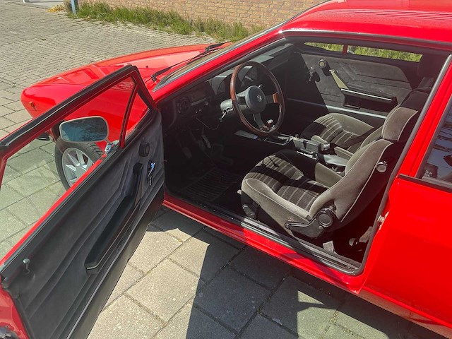 1977 alfa romeo alfetta 2000 gtv 2.0 berlina personenauto - afbeelding 14 van  45