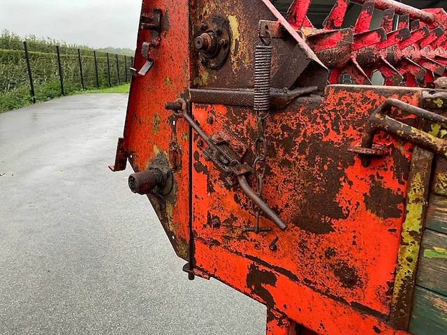 1977 bergmann m44 meststrooier - afbeelding 16 van  16