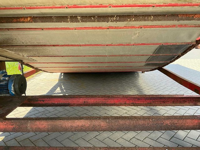 1977 breston stortbak - afbeelding 9 van  24