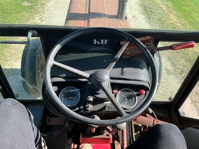 1977 case international 633 tweewielaangedreven landbouwtractor - afbeelding 13 van  23