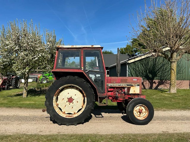 1977 case international 633 tweewielaangedreven landbouwtractor - afbeelding 19 van  23