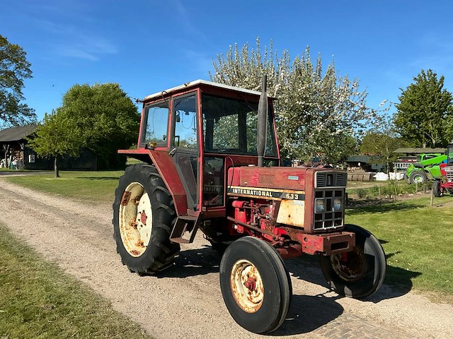 1977 case international 633 tweewielaangedreven landbouwtractor - afbeelding 15 van  18