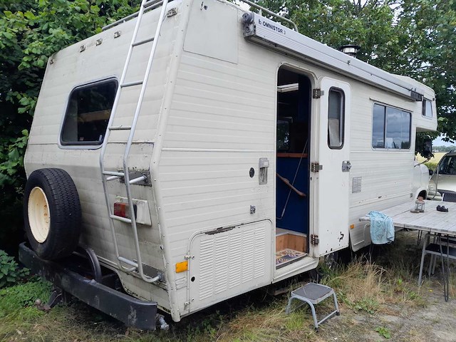1977 chevrolet-itasca c25c kampeerauto db-41-gk - afbeelding 9 van  16