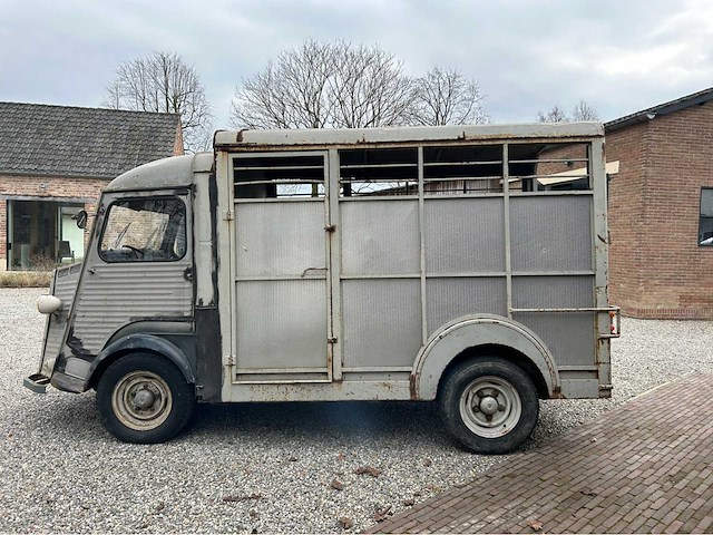 1977 citroën hy oldtimer veewagen foodtruck - afbeelding 6 van  8