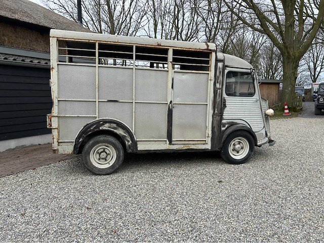 1977 citroën hy oldtimer veewagen foodtruck - afbeelding 8 van  8