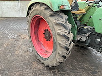 1977 fendt 104 tweewielaangedreven landbouwtractor - afbeelding 3 van  17