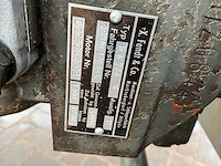 1977 fendt 104 tweewielaangedreven landbouwtractor - afbeelding 9 van  17