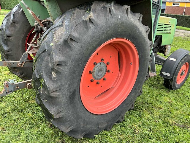1977 fendt farmer 103s turbomatik fw138s tweewielaangedreven landbouwtractor - afbeelding 4 van  29