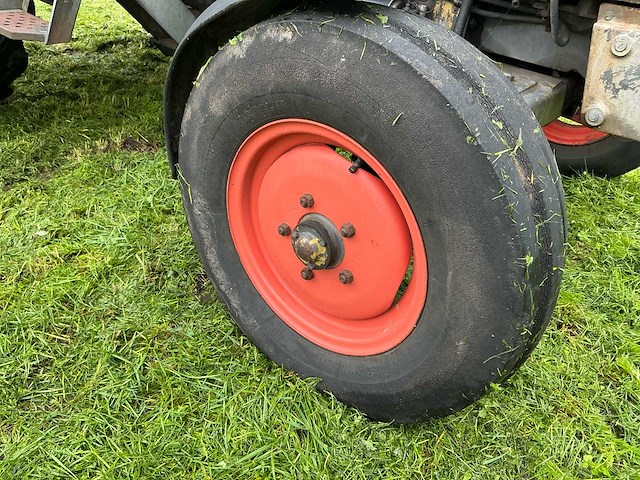 1977 fendt farmer 103s turbomatik fw138s tweewielaangedreven landbouwtractor - afbeelding 5 van  29