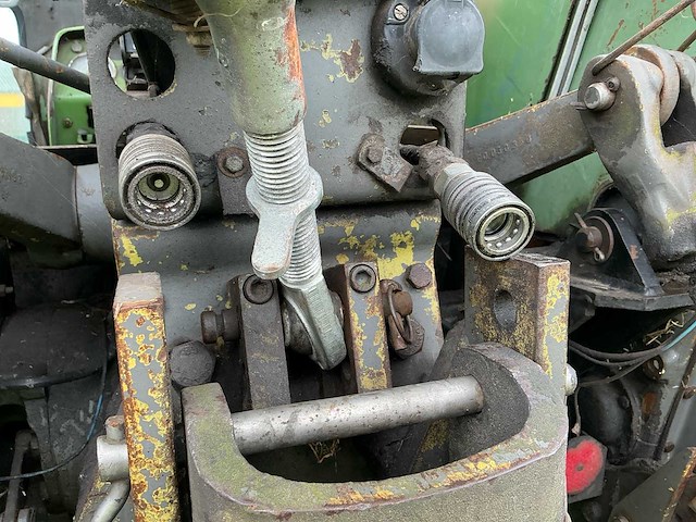 1977 fendt farmer 103s turbomatik fw138s tweewielaangedreven landbouwtractor - afbeelding 14 van  29