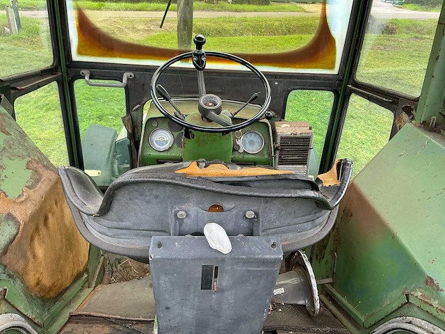1977 fendt farmer 103s turbomatik fw138s tweewielaangedreven landbouwtractor - afbeelding 15 van  29