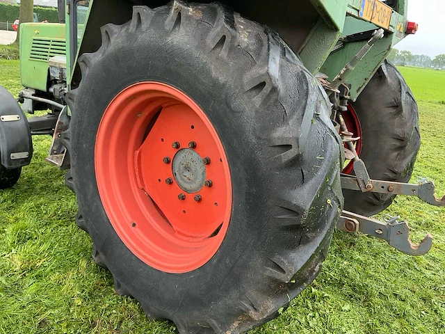 1977 fendt farmer 103s turbomatik fw138s tweewielaangedreven landbouwtractor - afbeelding 3 van  29