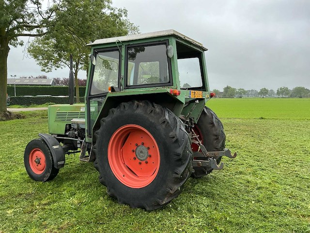 1977 fendt farmer 103s turbomatik fw138s tweewielaangedreven landbouwtractor - afbeelding 28 van  29