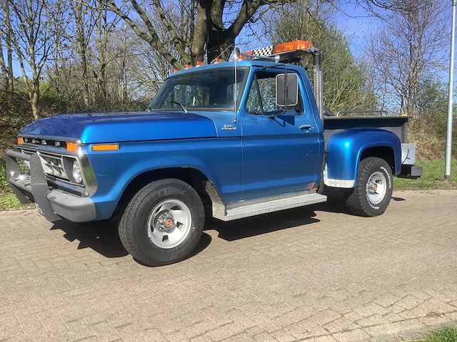 1977 ford f 100 oldtimer - afbeelding 1 van  25