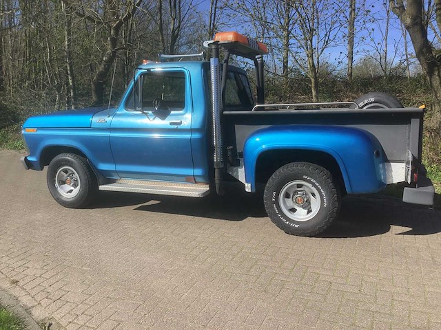 1977 ford f 100 oldtimer - afbeelding 18 van  24