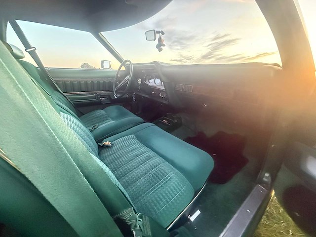 1977 ford thunderbird coupé personenauto - afbeelding 8 van  35