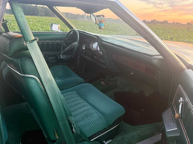 1977 ford thunderbird coupé personenauto - afbeelding 15 van  35