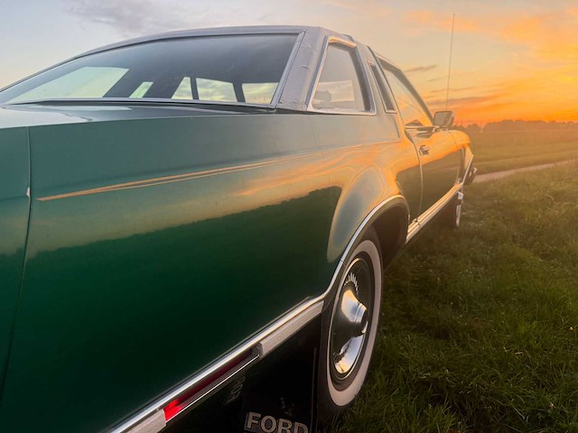 1977 ford thunderbird coupé personenauto - afbeelding 20 van  35