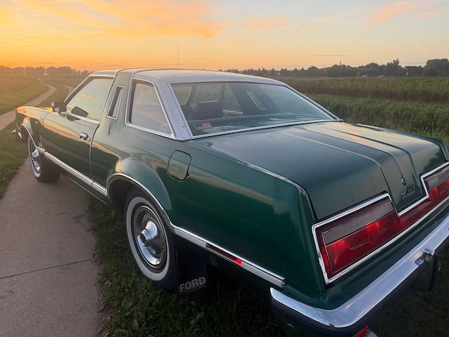 1977 ford thunderbird coupé personenauto - afbeelding 22 van  35