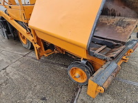 1977 hoes 6000 asfalteermachine - afbeelding 13 van  18
