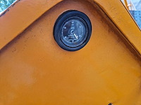 1977 hoes 6000 asfalteermachine - afbeelding 7 van  18