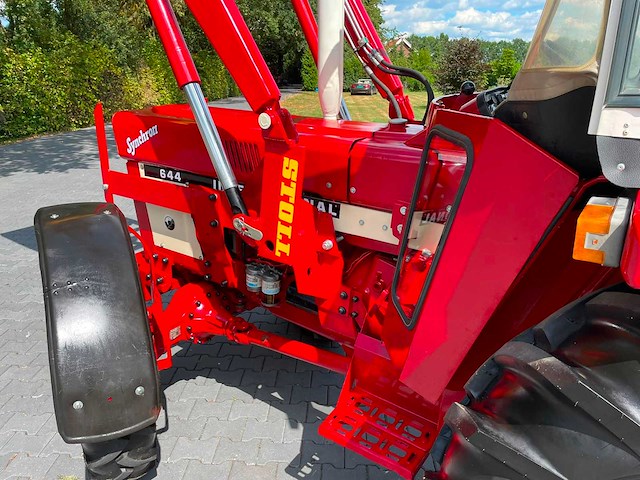 1977 international 644 allrad synchron oldtimer tractor - afbeelding 3 van  82
