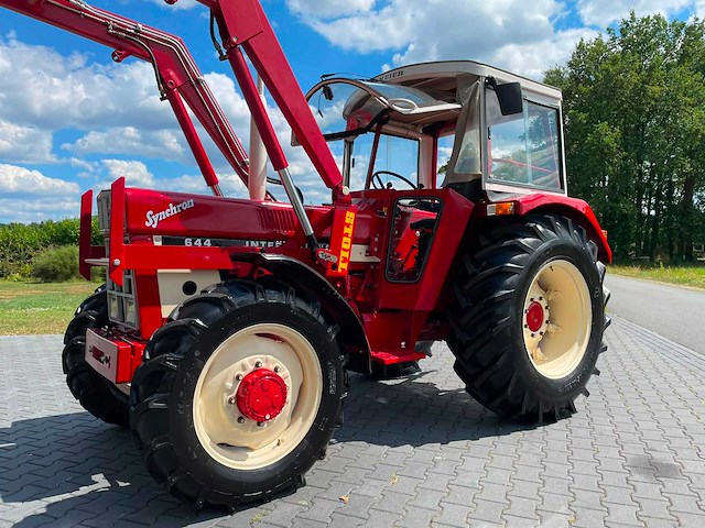 1977 international 644 allrad synchron oldtimer tractor - afbeelding 40 van  82