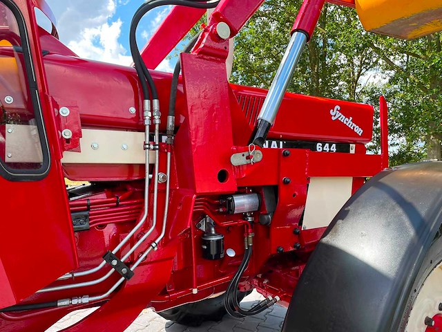 1977 international 644 allrad synchron oldtimer tractor - afbeelding 44 van  82