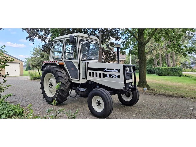 1977 lamborghini r754 tweewielaangedreven landbouwtractor - afbeelding 11 van  22
