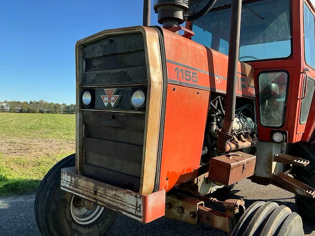 1977 massey ferguson 1155 tweewielaangedreven landbouwtractor - afbeelding 3 van  46